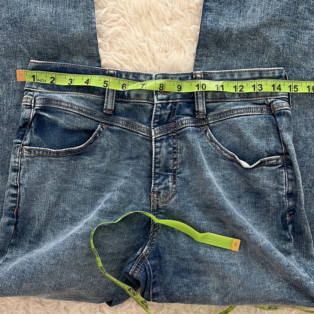 2/$25 SO High Rise Curvy Jeggings - Picture 7 of 11